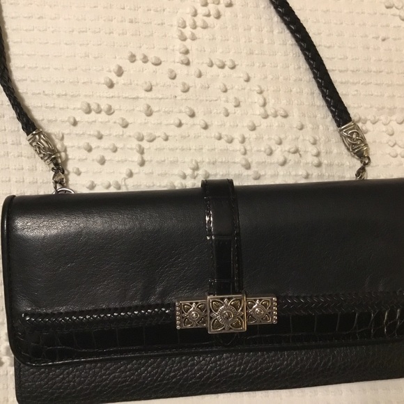 Brighton wallet with detachable strap. - Picture 8 of 8